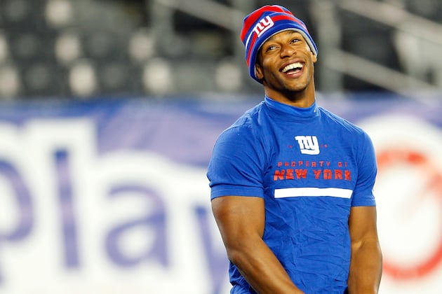 Victor Cruz Won't Rule out a Holdout