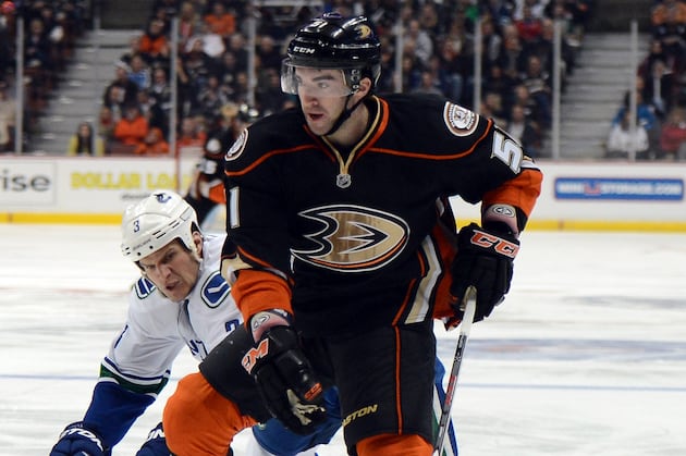 Palmieri's 2 Goals on 22nd Birthday Lift Ducks