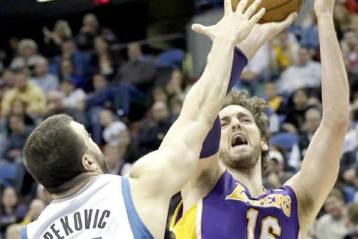Productive Game a Good Start for Pau Gasol