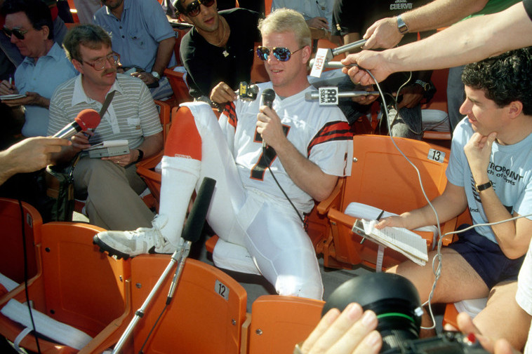 boomer_esiason_1989_01_17_crop_exact.jpg
