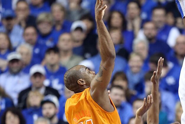 Arkansas 73, Tennessee 60