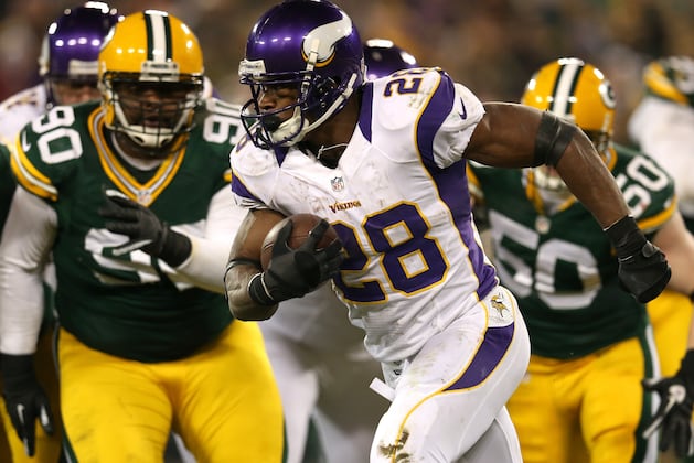 Adrian Peterson Named 2012 Offensive Player of the Year
