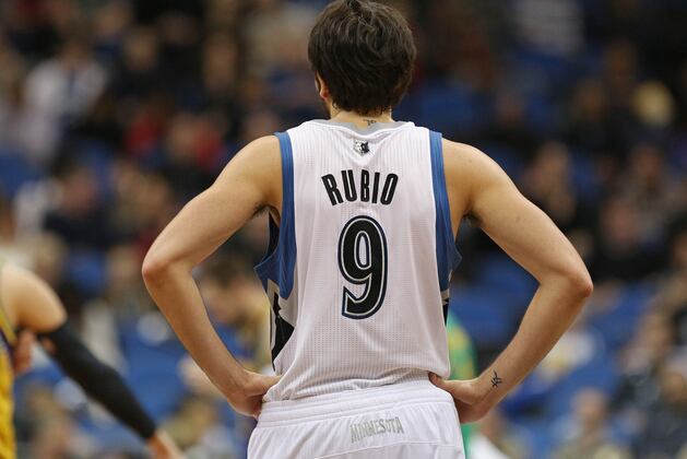 Wolves Run Up Big Lead Against Hornets -- and Hold It