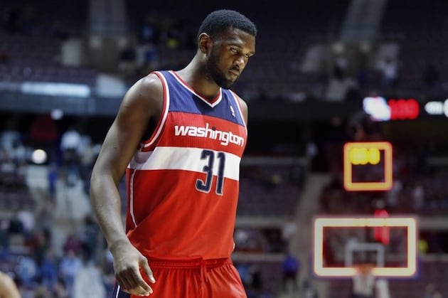 Chris Singleton Finally Gets in the Game in Wizards' Loss to Spurs