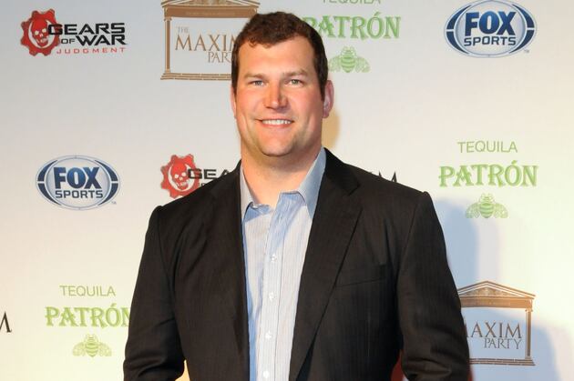 Joe Thomas Finishes Runner-Up for Walter Payton NFL Man of the Year Award