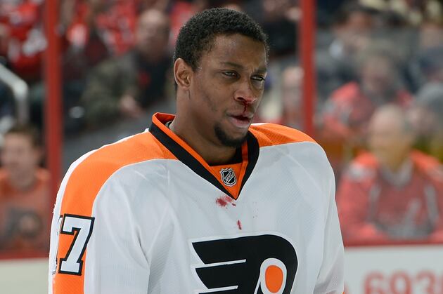 Update: Flyers' Simmonds Has a Concussion, out Indefinitely