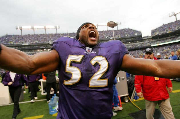 Ray Lewis Leaves Baltimore Ravens in Tears with Speech