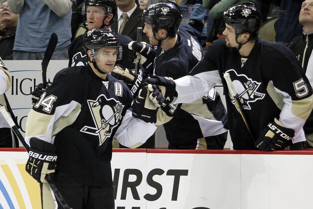 Pens' Kunitz Credited with Four-Goal Game After Change