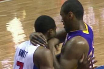 Dm_130204_nba_world_peace_knight_punch_crop_north