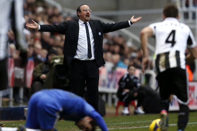 Benitez Angry at Coloccini Kick