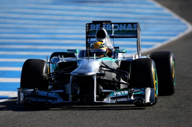 Hamilton Unveils New Mercedes F1