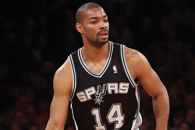 Spurs' Neal Looks for Road out of Slump