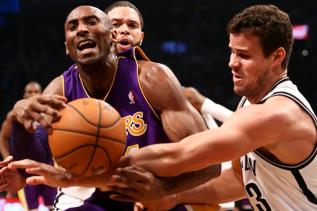 Undermanned Lakers Knock off Nets