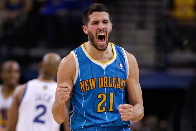 Vasquez Helps Hornets Snap Four-Game Skid