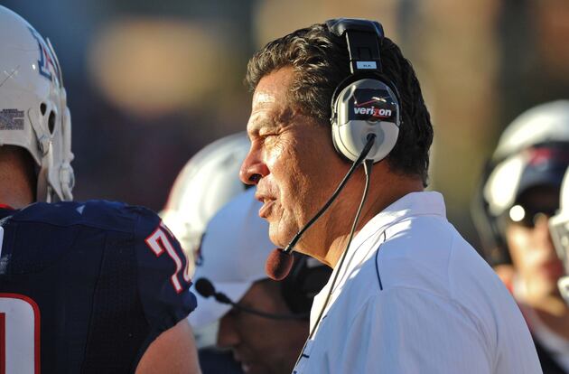 Robert Anae Made O-Line Top Priority in a Hurry