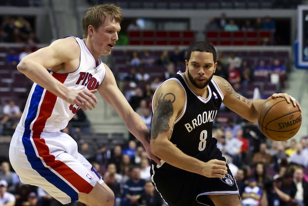 Pistons' Kyle Singler Succeeding in Multiple Roles
