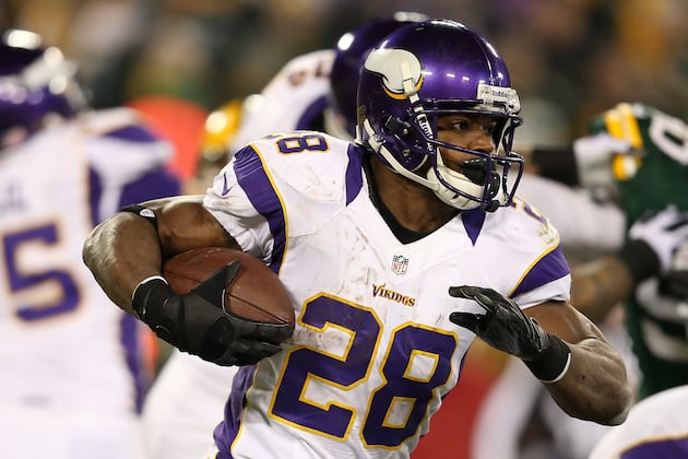 Adrian Peterson Has Surgery to Repair Sports Hernia