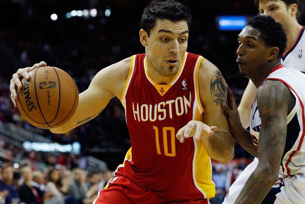 Delfino to Return, Test His 'Noisy' Elbow vs. Blazers