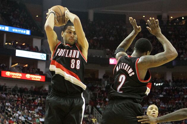 Blazers Lose Lopsided Game to Rockets, but There's No Panic in Locker Room