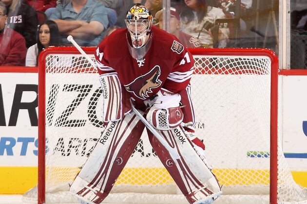 Coyotes 1, Sharks 0, SO