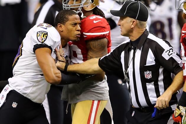 Cary Williams Avoids Fine for Shoving Ref in Super Bowl