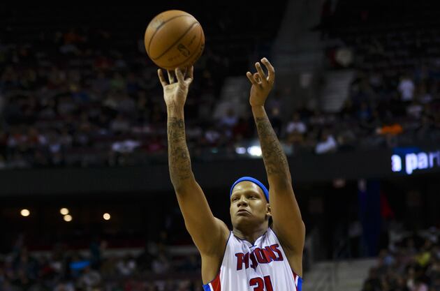 Charlie Villanueva Hits the Game-Winning Three to Send vs. Bucks