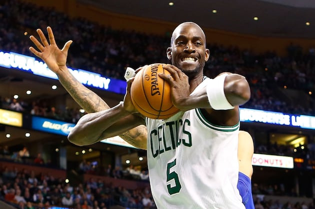 Why Boston Celtics Should Keep Kevin Garnett and Reload for 2013-14