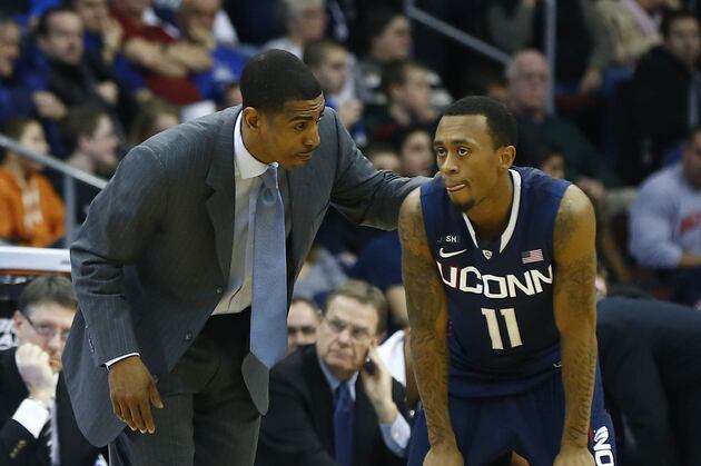 Huskies Make Long Trip to Seton Hall a Winning One