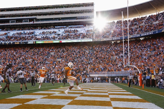 Vols Coaches Recruit Fans After Signing Day