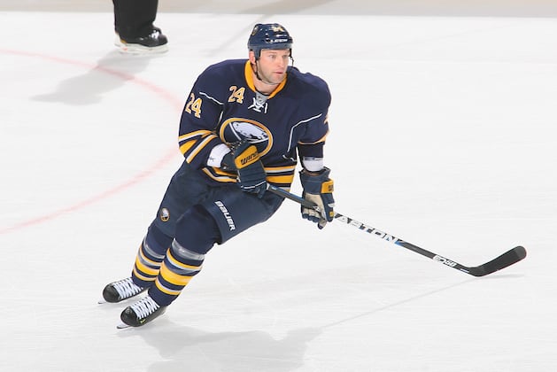 Sabres' Regehr Returns After Missing 7 Games