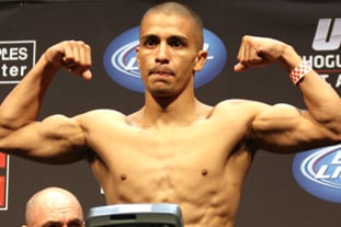 Demetrious Johnson-John Moraga Title Bout Sweetens 'TUF' Finale Card
