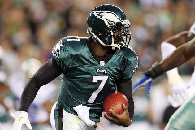 Vick Thinks He Can Run for 1,000 Yards in Kelly's Offense