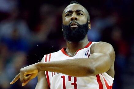 Harden Returns to Game vs. Warriors Despite Ankle Injury
