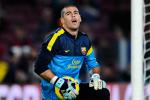 Report: Barca's Valdes to Leave This Summer