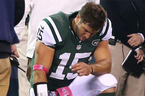 Tim Tebow Deserves to Be a Starting Quarterback Next Season