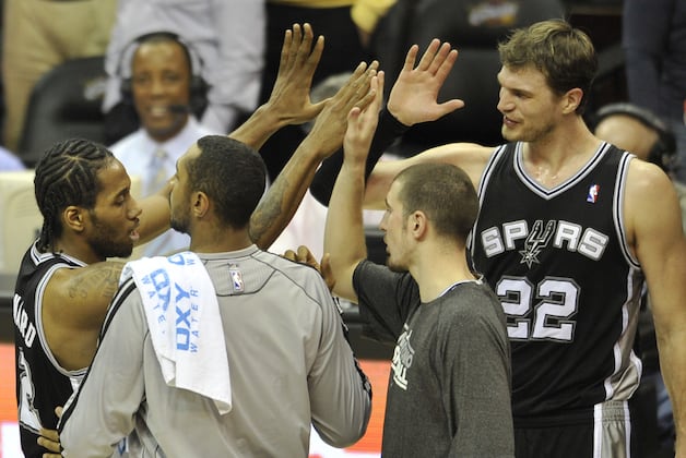 Kawhi Leonard's Game-Winning Corner Three to Beat Cavaliers (VIDEO)