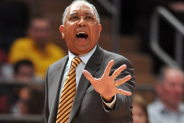 Minnesota Gophers Struggling Under Tubby Smith