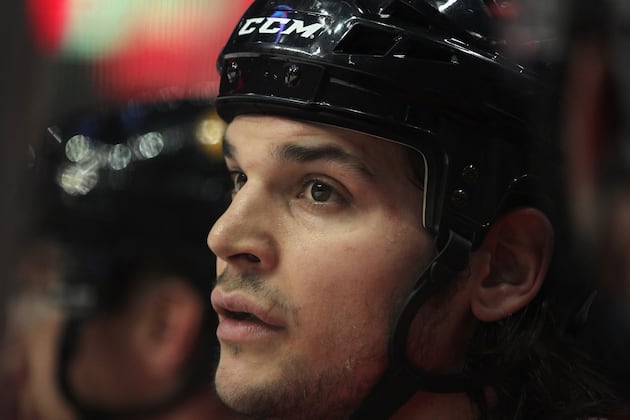 Chicago Blackhawks: What to Do with Daniel Carcillo Once He Returns
