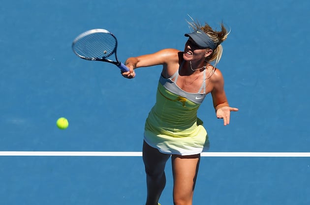 Maria Sharapova Beats Samantha Stosur in Straight Sets