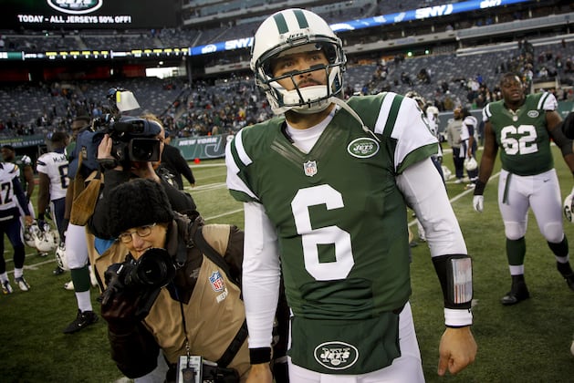 Mike Tannenbaum Reflects on Mark Sanchez Contract