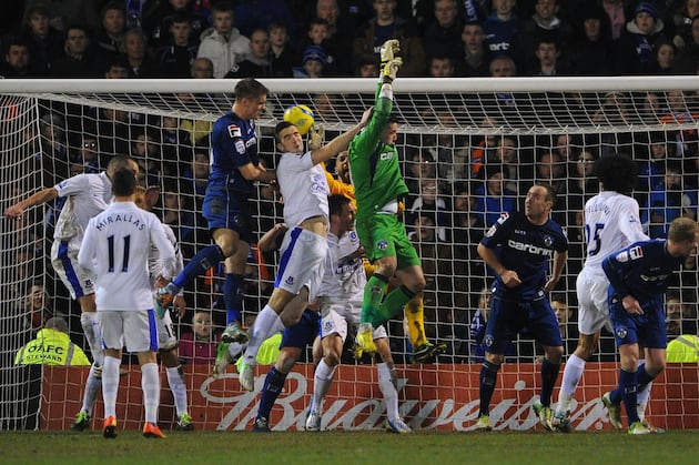 FA Cup: Everton Stunned by Late Oldham Equaliser
