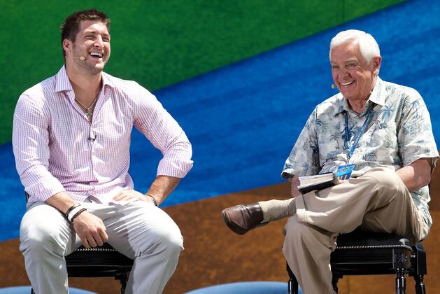 Tim Tebow to Speak at Controversial Pastor's Dallas Megachurch