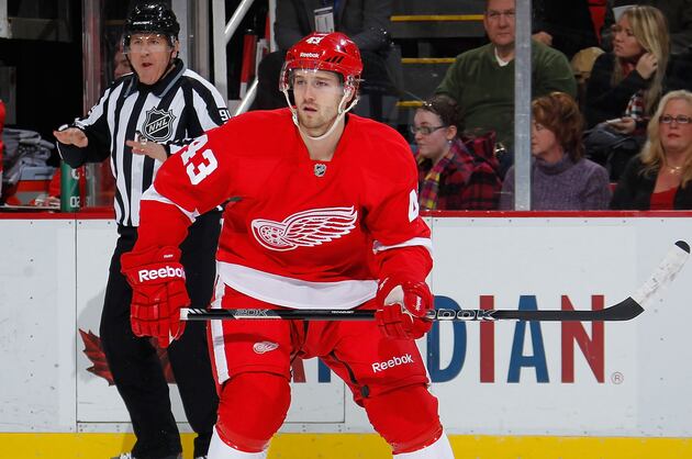 Red Wings Center Darren Helm Is Growing Weary of Being on DL