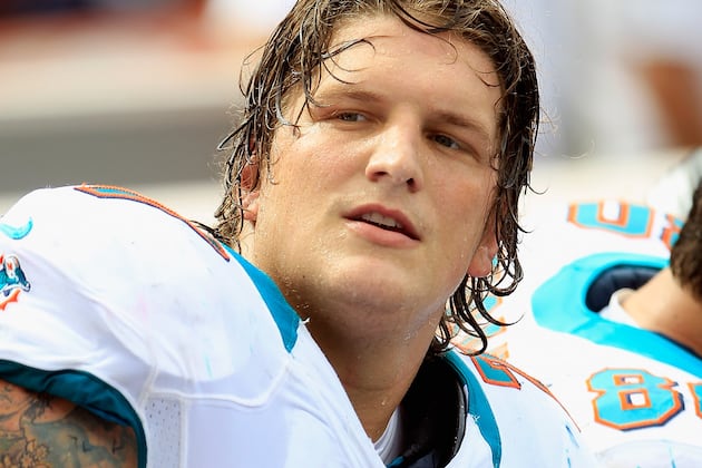 Jake Long Not Sure He'll Remain with Dolphins