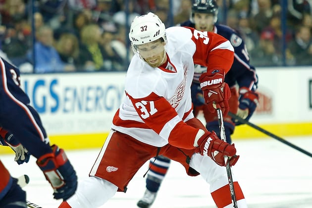 Red Wings' Mikael Samuelsson (finger) Out at Least Two Weeks