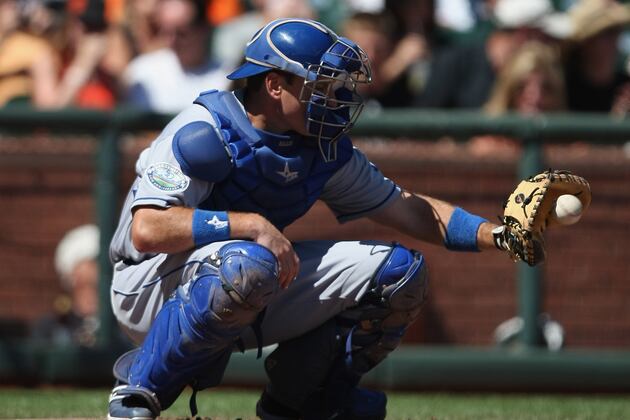 Ellis Adjusts for Powerful Pitching Staff