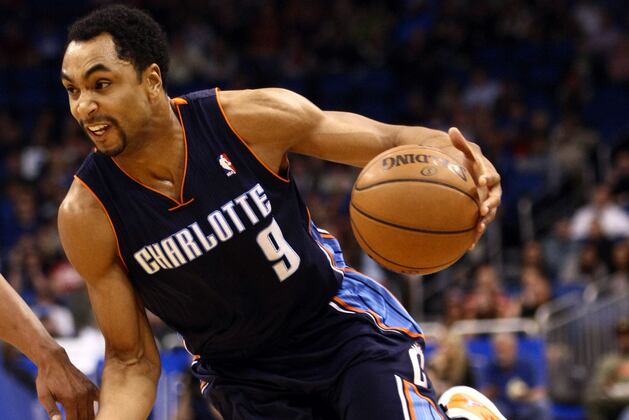 Bobcats Struggling to Find Henderson Trade