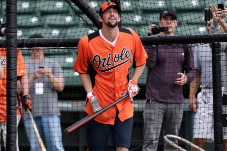 Phelps Takes Batting Practice at Orioles' Camp