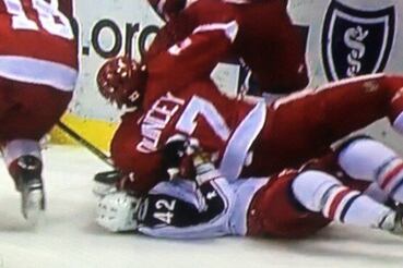 Kyle Quincey out for the Rest of the Game After Suffering Leg Injury
