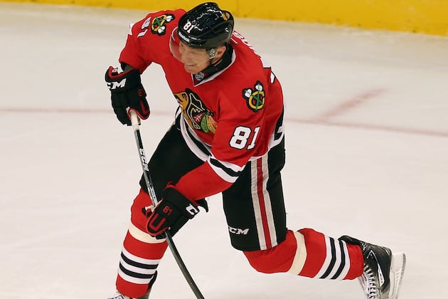 Hawks' Hossa, Carcillo Return to Face Sharks